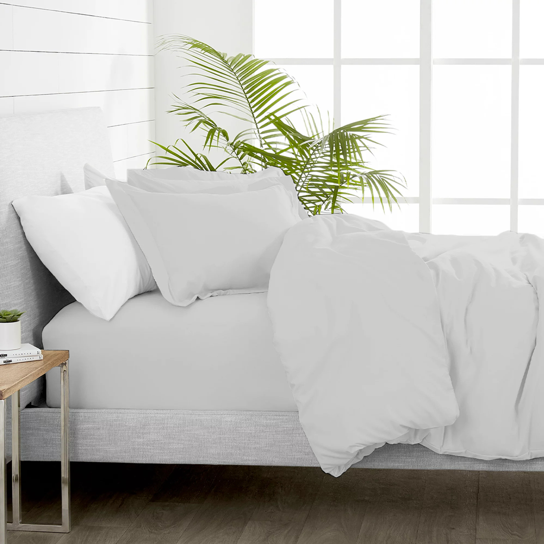 Light Grey Duvet Cover Set with Fitted Sheet Solid Comfy Sateen